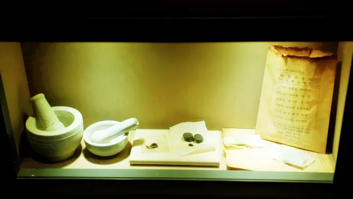 김영철의 동네 한 바퀴 공세리 언덕 위 작은 성당이 간직한 보물 고약 충남 아산 방송 정보 소개
