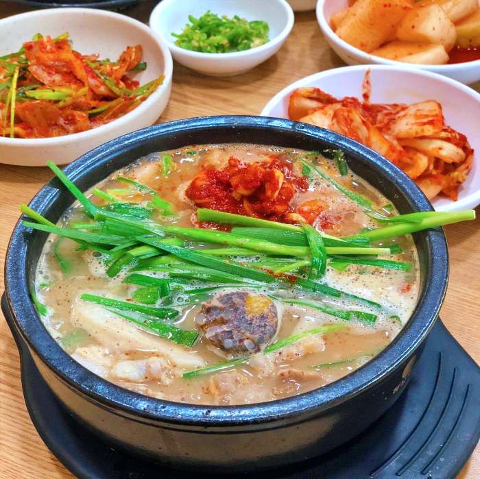 생방송 오늘저녁 안양 안양예술공원 순대국 순대국밥 맛집