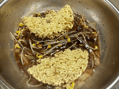 코스트코 대패삼겹살로 짜파게티 200% 맛있게 끓이는 법(성시경 레시피)