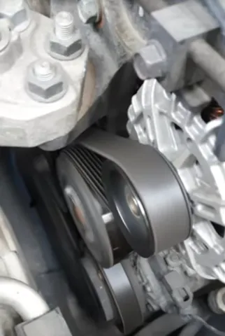 자동차 벨트 제거방법