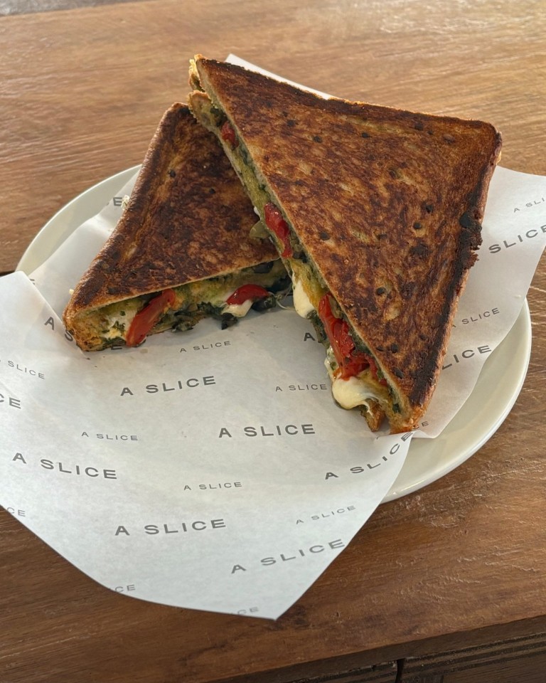 홍대·신촌 사이 숨은 브런치 카페, 어 슬라이스 솔직 리뷰