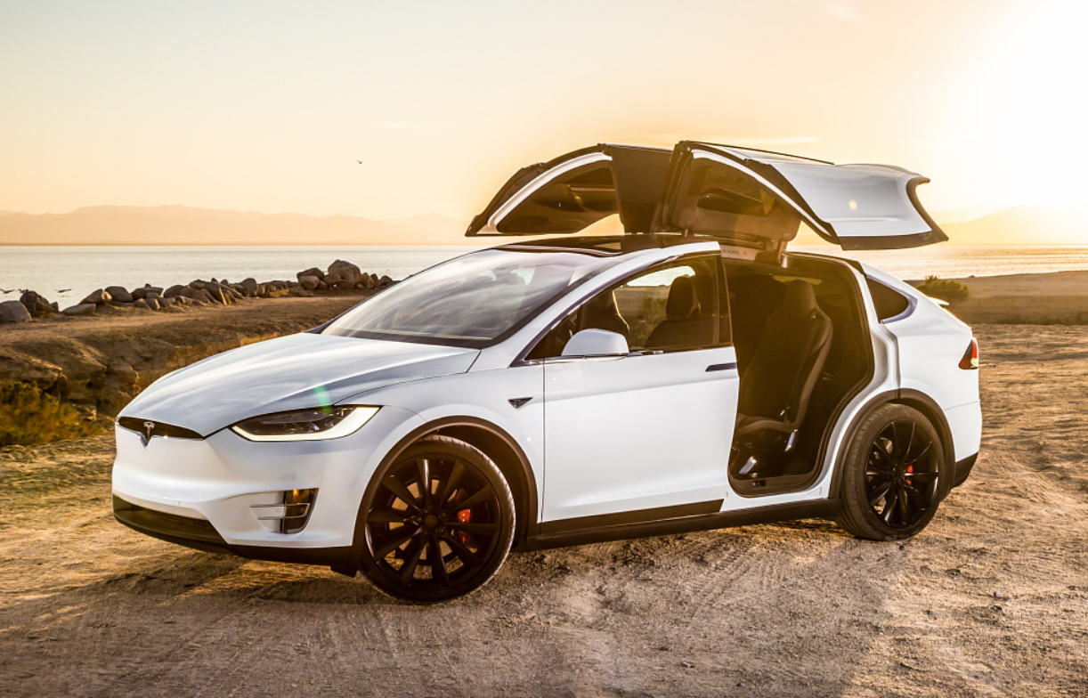 테슬라 모델X 사진
