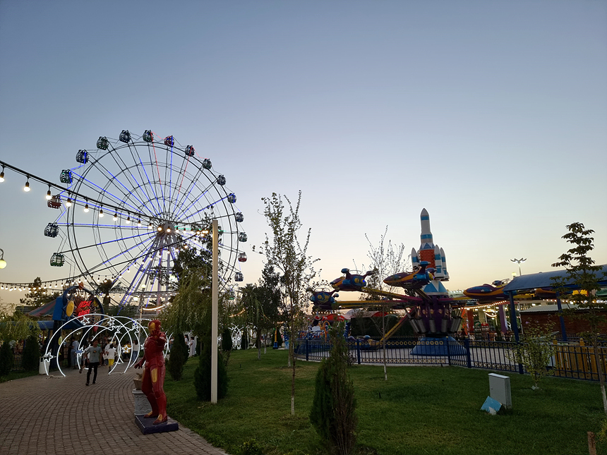 놀이시설 이용 구역 전경