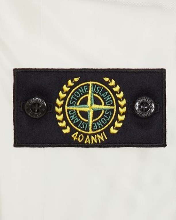 스톤아일랜드-40주년-기념-자켓