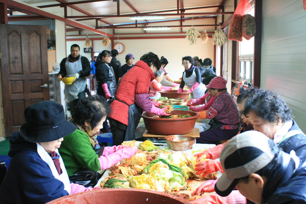 절기 소설은 월동 준비를 하는 시기이다.