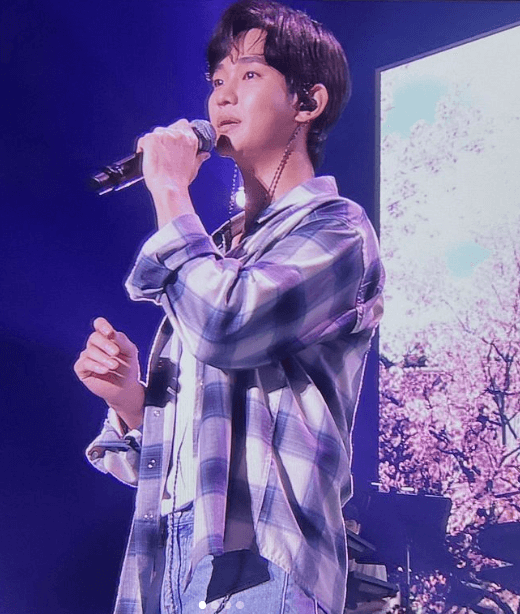 김수현 프로필 배우 영화 작품활동 드라마 나이