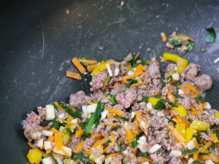 alt"잡채 만들기"