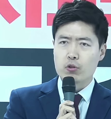 구주와 변호사 프로필