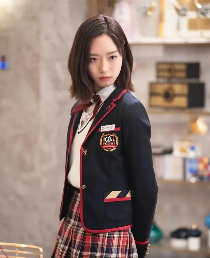 한지현 나이 프로필 키 인스타 화보 다리 화보 단발 과거 주석경 드라마 영화 펜트하우스