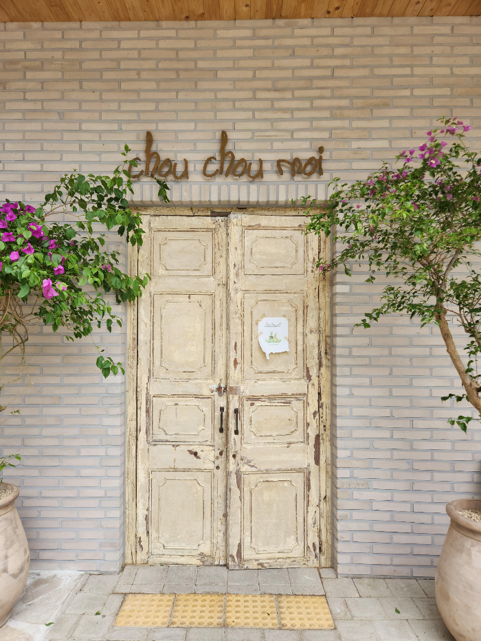 wood door of cafe
