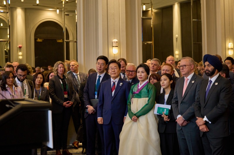 글로벌 외교 본격화