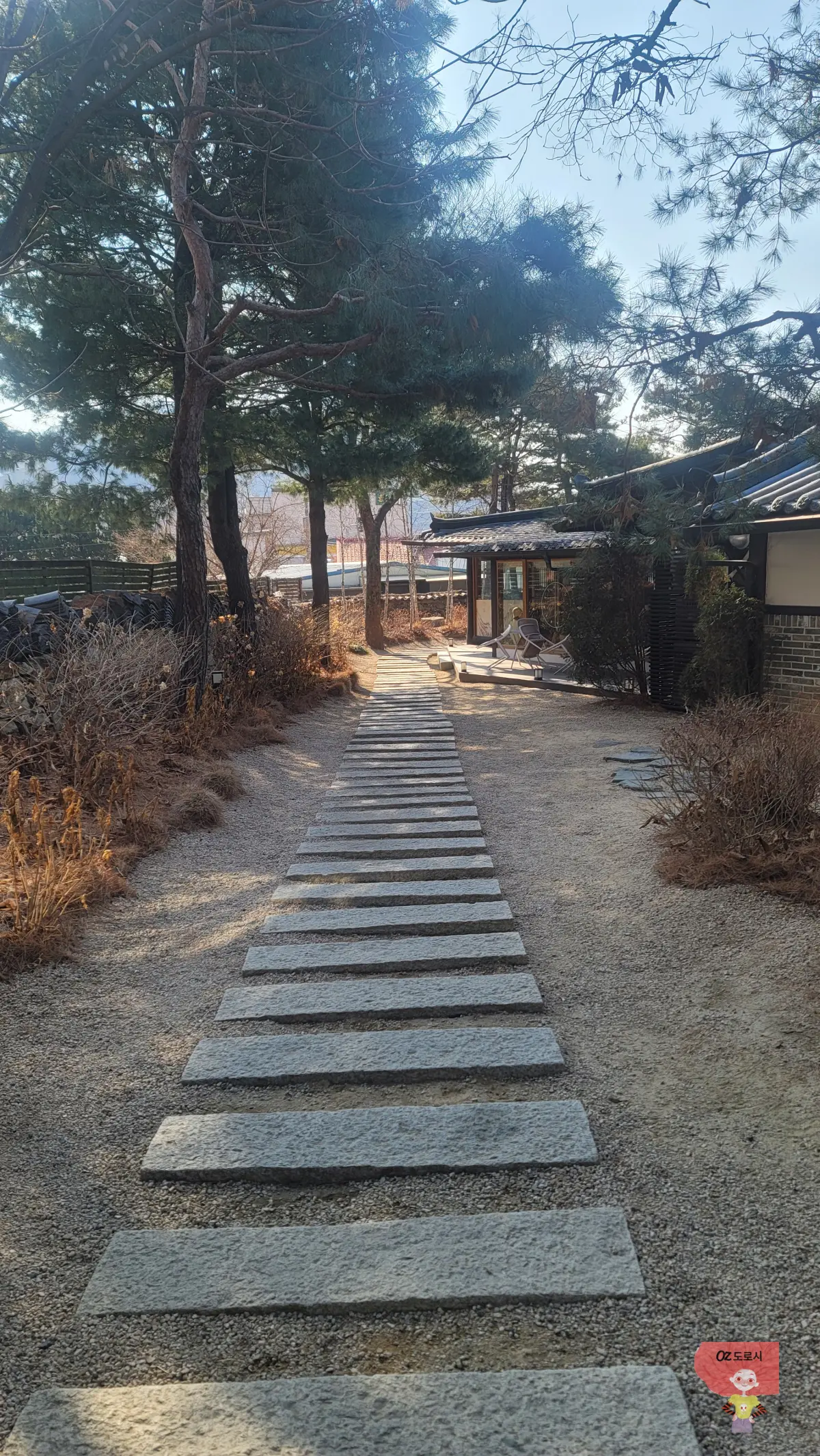 양평-한옥카페-하우스베이커리-별관으로-이어지는-길