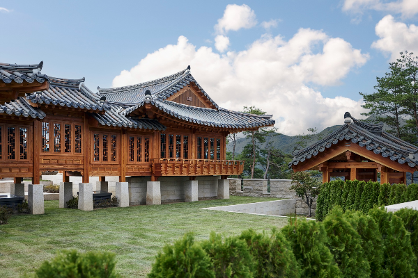 주변 자연 환경과 완벽한 조화: 영월의 풍경