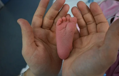 육아휴직급여 신청&middot;수급 기준 총정리 (2025년 기준)