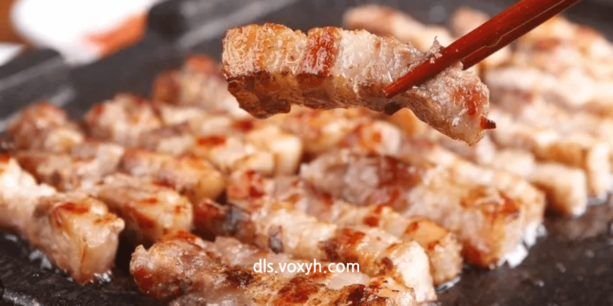 입맛을 사로잡는 삼겹살 구이