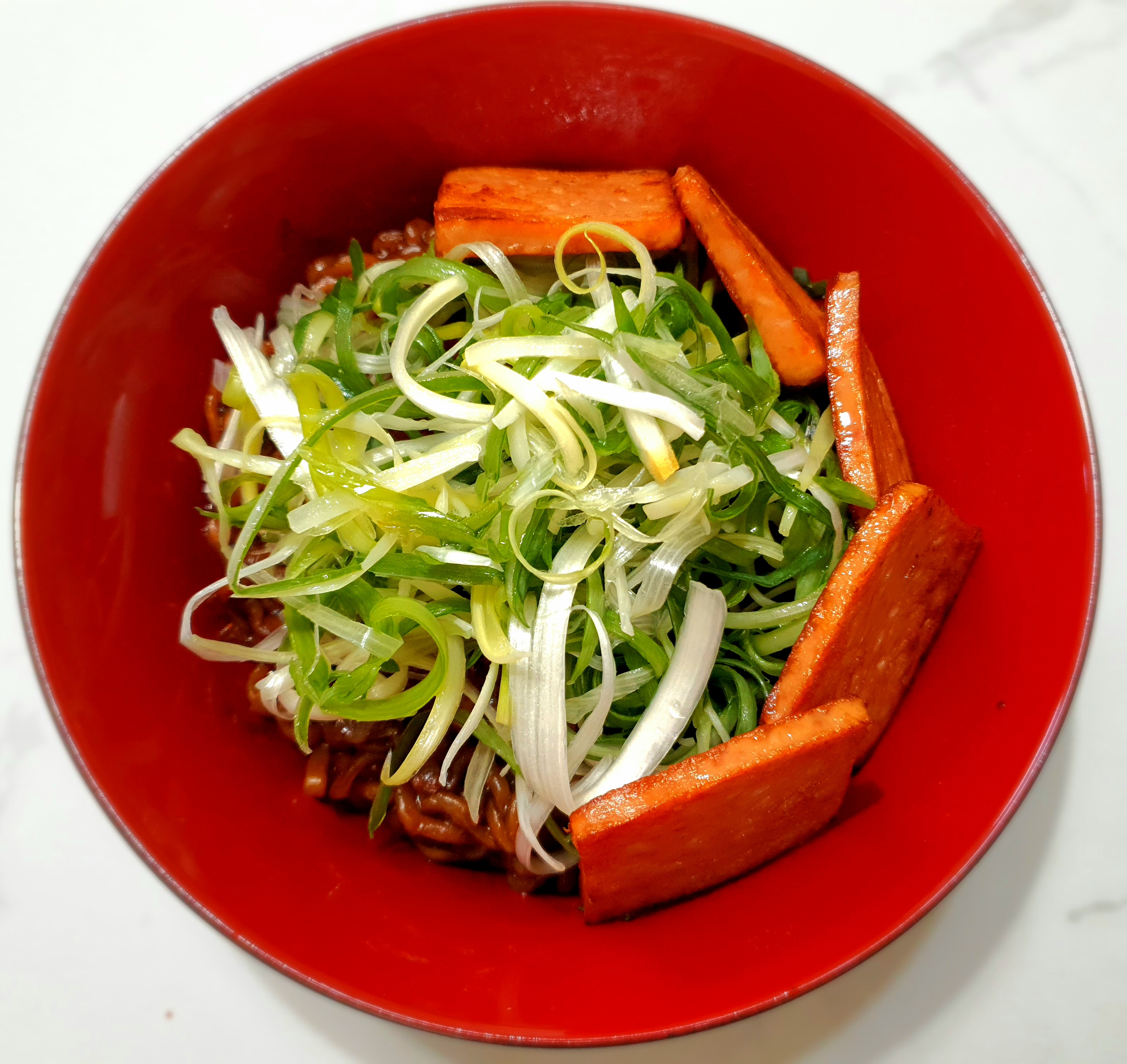 파채를-곁들이면-더-맛이-좋아요.