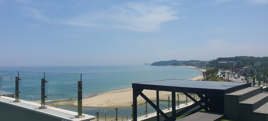 바다뷰 양양까페 P.E.I. coffee