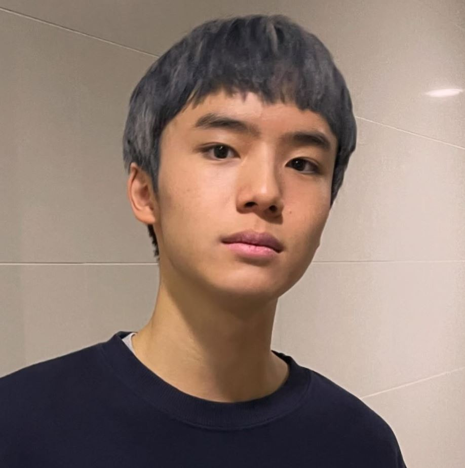 문우진 데뷔