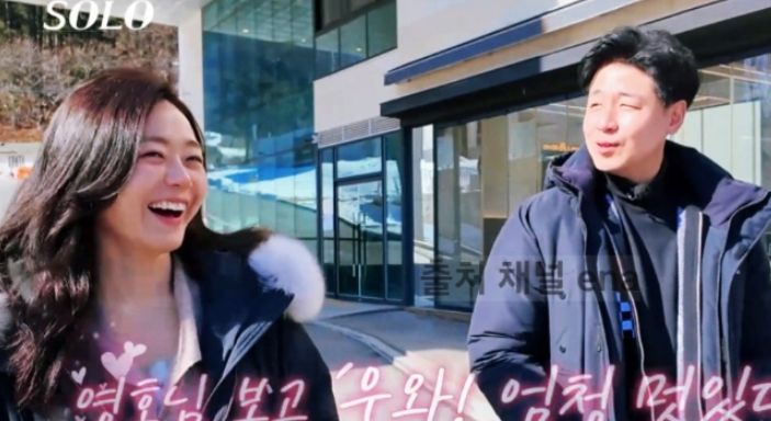 감정 폭발, 인터뷰 중 눈물까지