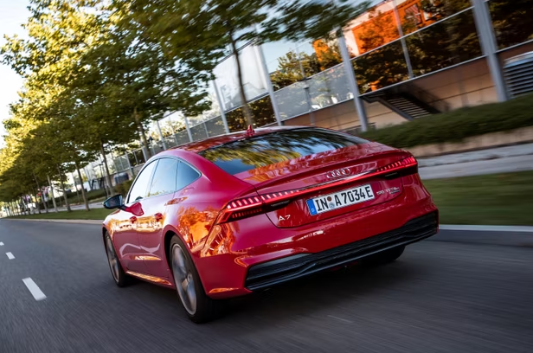 아우디 A7 플러그인 하이브리드 가격정보