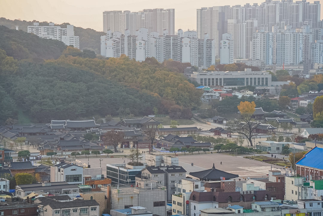 수원제일교회 노을빛전망대 광장