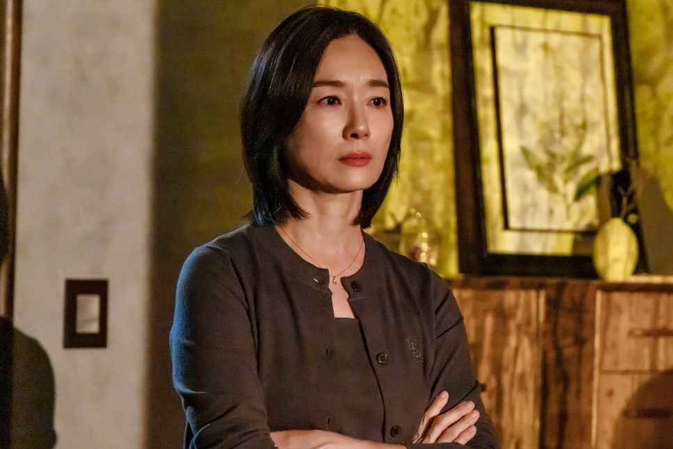 이토록 친밀한 배신자 등장인물