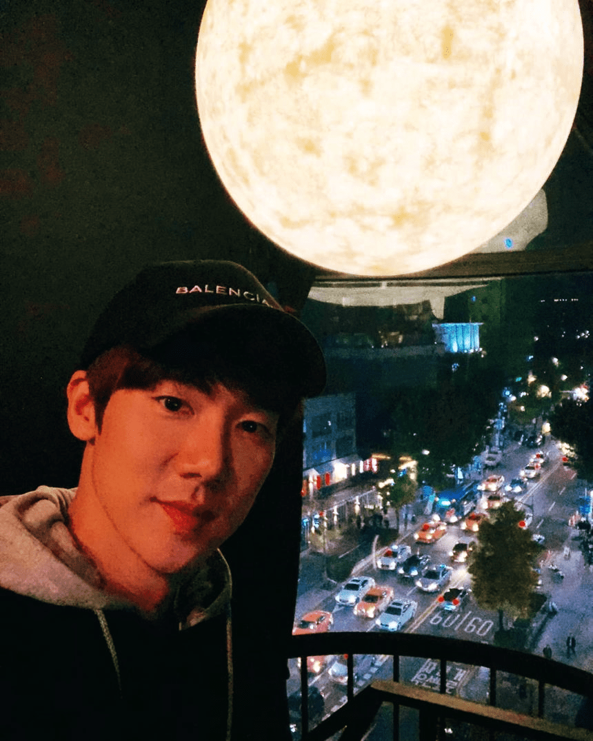 유연석-야경-찍은-사진
