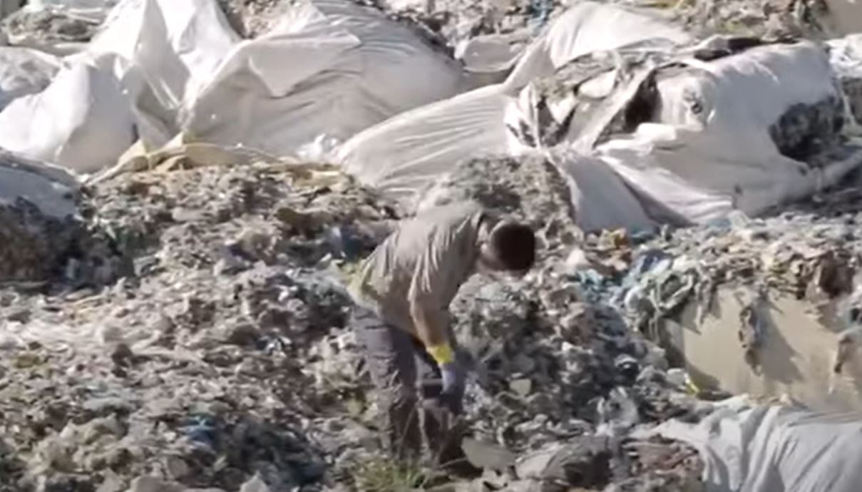 쓰레기로 몸살을 앓는 제주도