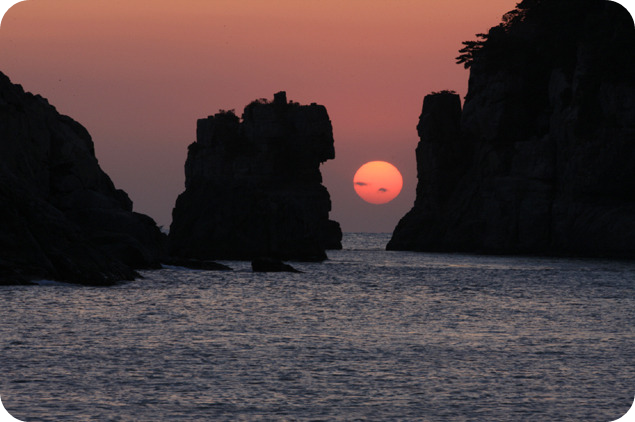 거제 해금강 새해 일출 명소/출처: 경남도민신문