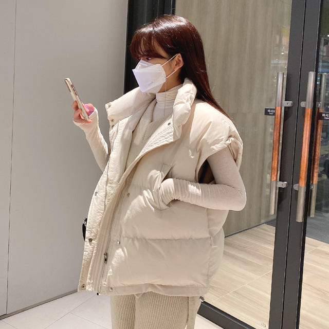 여성패딩조끼 오버핏 하이넥