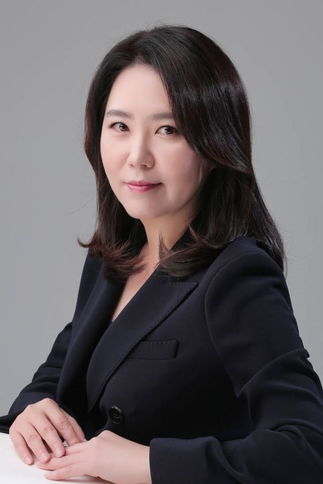 강유정 국회의원 프로필