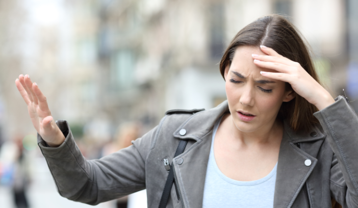 어지럼증 뇌졸중증상 응급상황 이석증 메니에르병 심인성어지럼증 건강정보 119 전정재활 균형감각