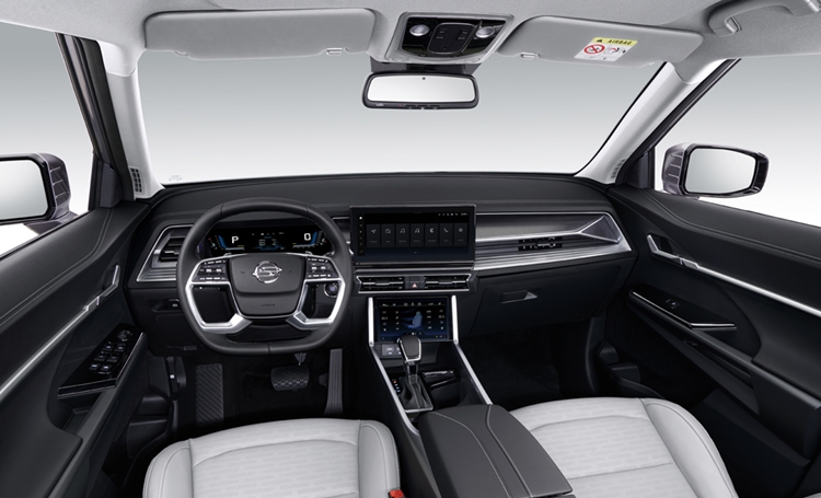 토레스-j100-내부-인테리어