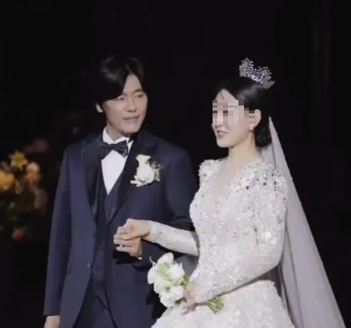 최성국 와이프 인스타 결혼 사진