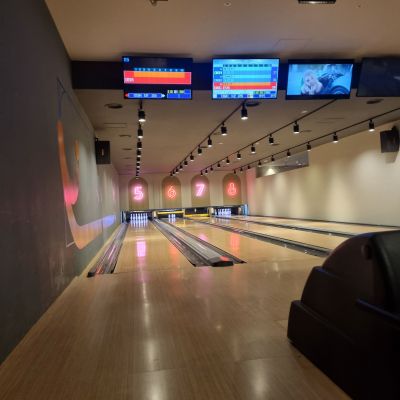 라까사호텔-볼링장