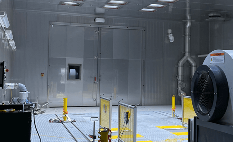 자동차 환경 테스트 공간인 체임버 내부 모습