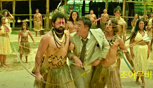 타가우리 부족과 진봉의 만남_출처:CJENMMOVIE