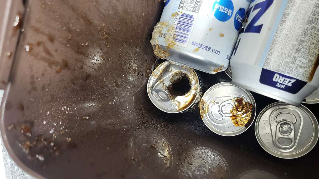 김냉에서 터진콜라