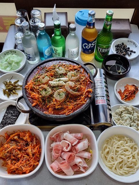 광주광역시 첨단 맛집 현지인 추천 광주여행 해이리 동서네낙지 제줏간 송고집 돌쇠네식육 어니스트식스티 라무진 무두 매운날 온천집