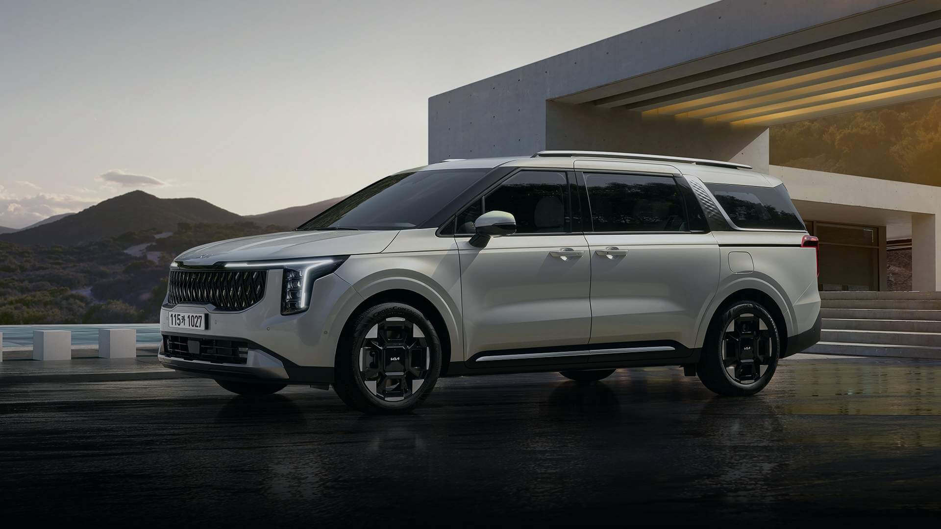 카니발 페이스 리프트 외관