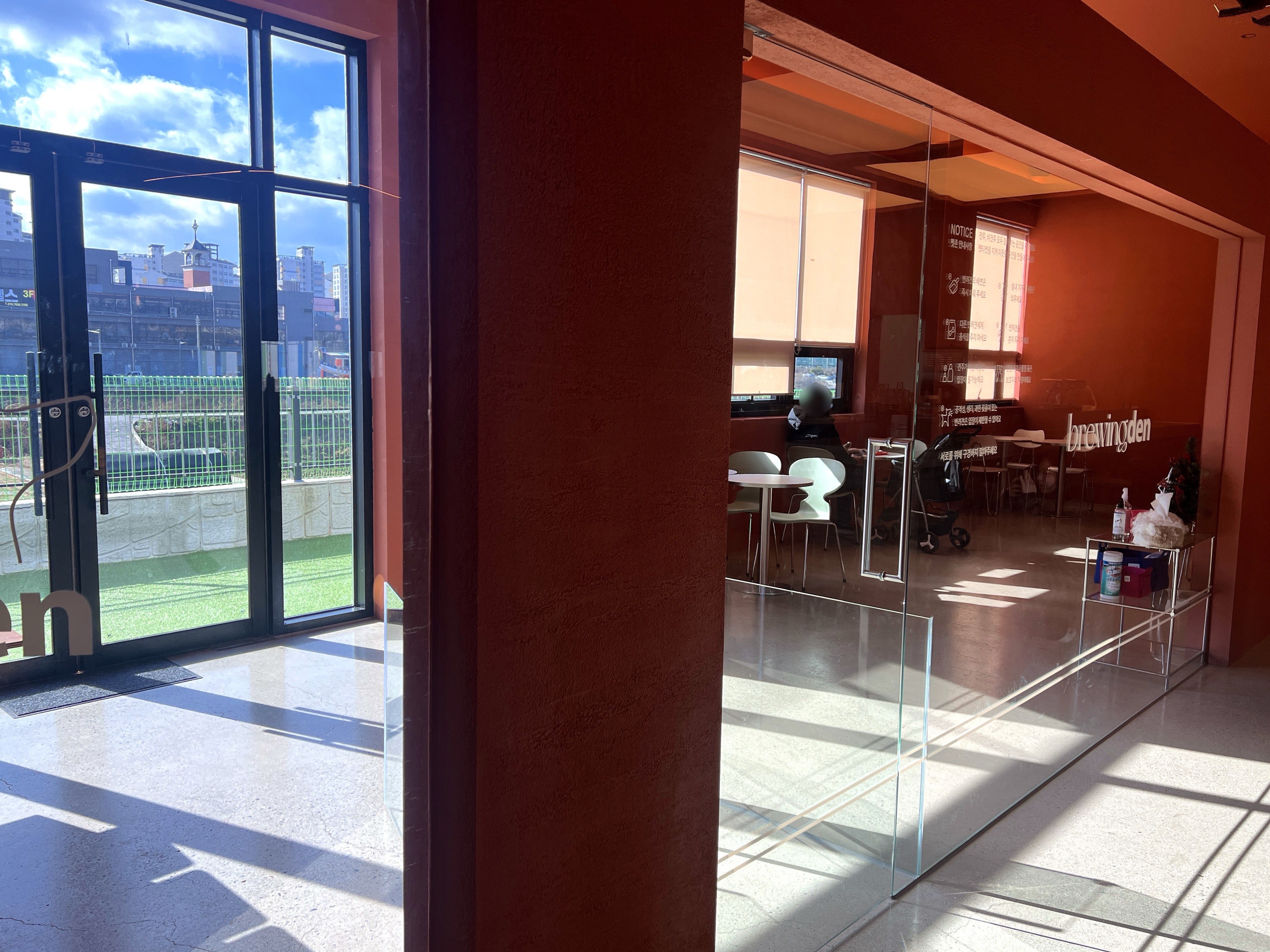 수완지구애견동반대형카페댄