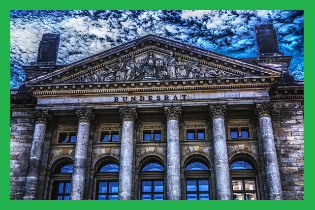 의회-건물-정면