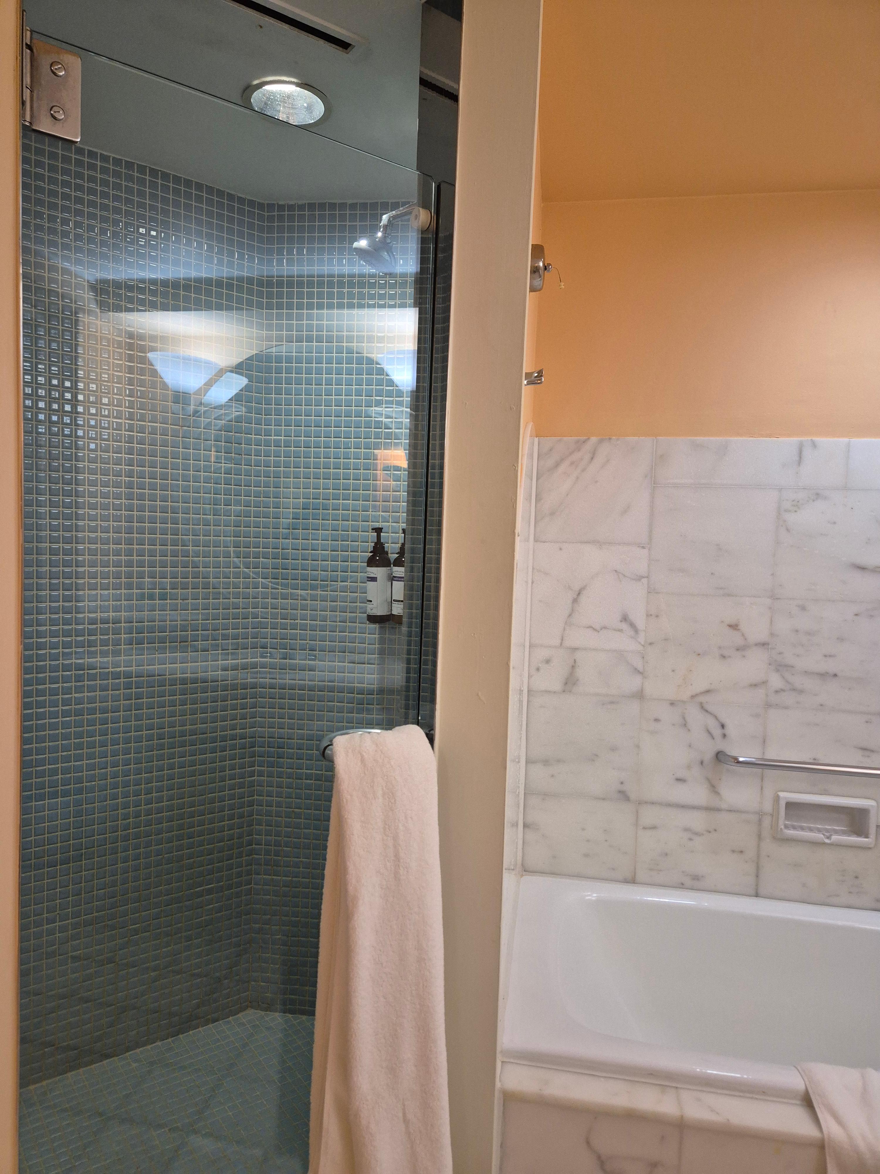 마리아나비치리조트 객실 화장실4