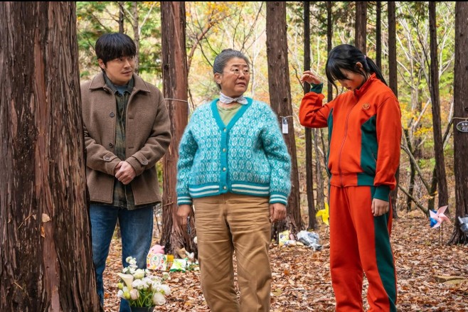 영화 좀비딸과 애니/웹툰 결말 차이점 비교