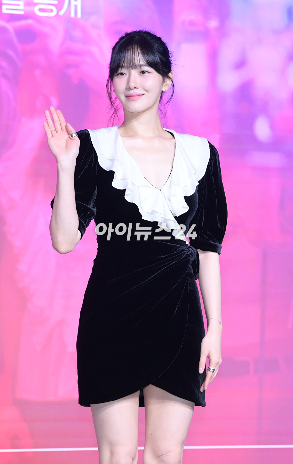 배우 박규영이 26일 오전 서울 마포구 마포동 호텔 나루 서울 엠갤러리에서 열린 넷플릭스(Netflix) 새 시리즈 '셀러브리티' 제작발표회에 참석하고 있다. [사진=정소희 기자]