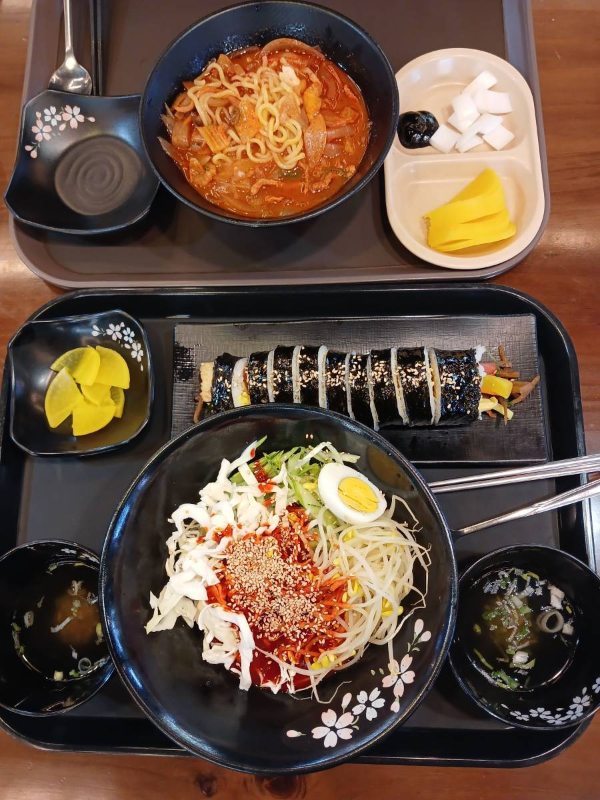 청년몰 오늘메뉴 항공샷