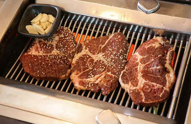 명품한우천둥소리