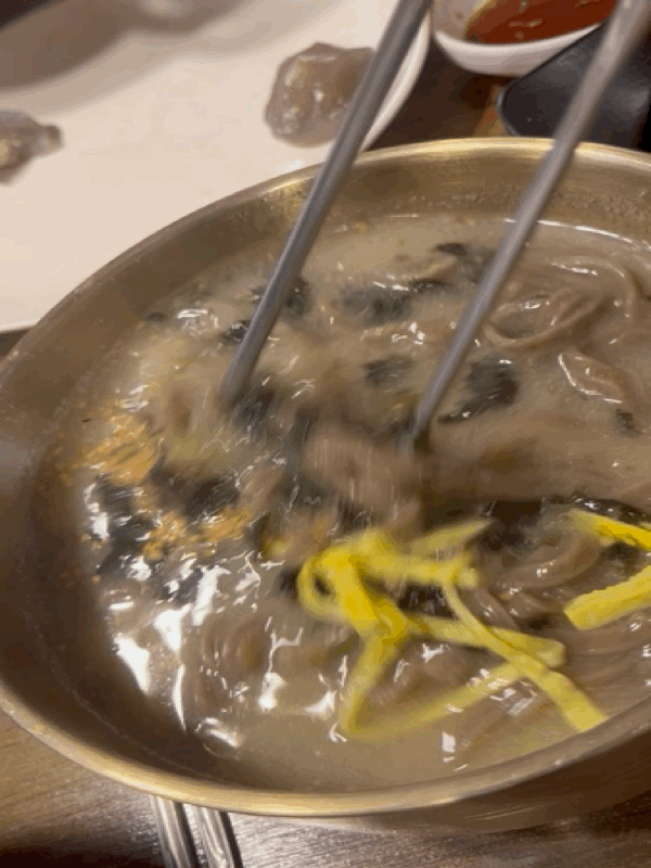 메밀칼국수입니다