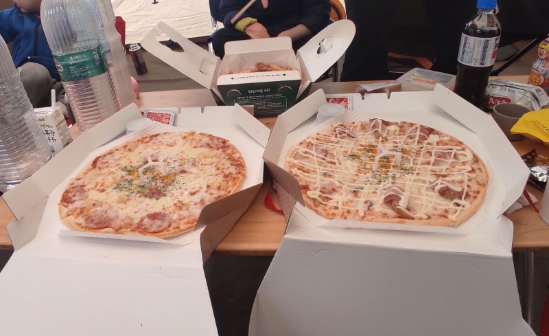 아이들이 좋아하는 피자 치킨 타임