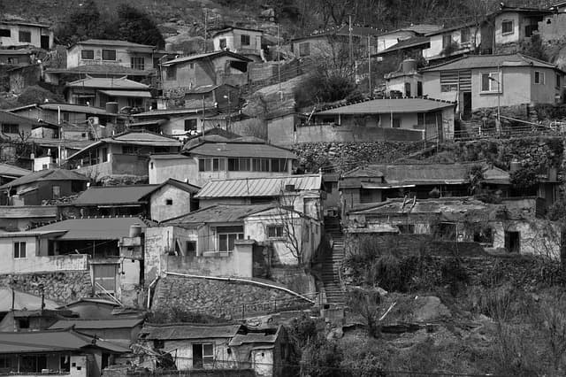 리노베이션 그 이상: 빈집의 지속 가능한 변신